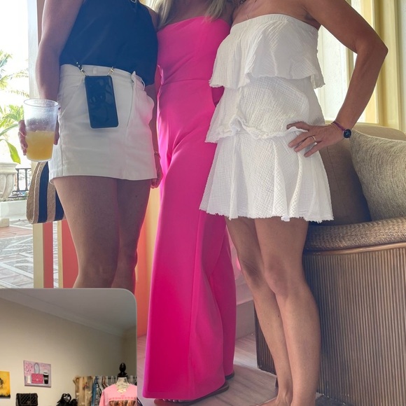 FLATTERING! Express One Piece Wide Leg Strapless - Hot Pink- Size Medium. - Picture 12 of 12